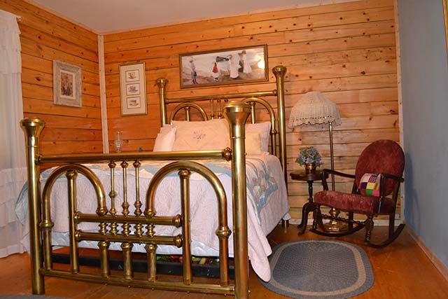 Slide 3 - Nan’s Room